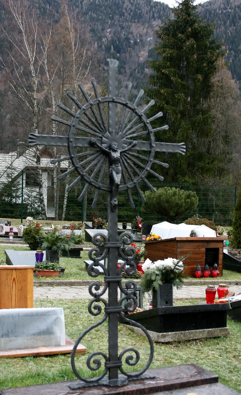 Das Radkreuz von Kranjska Gora – handgeschmiedetes Einzelstück