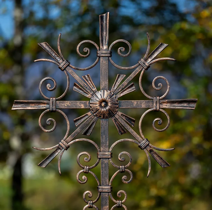 Grabkreuz Berlin, Detailansicht 2