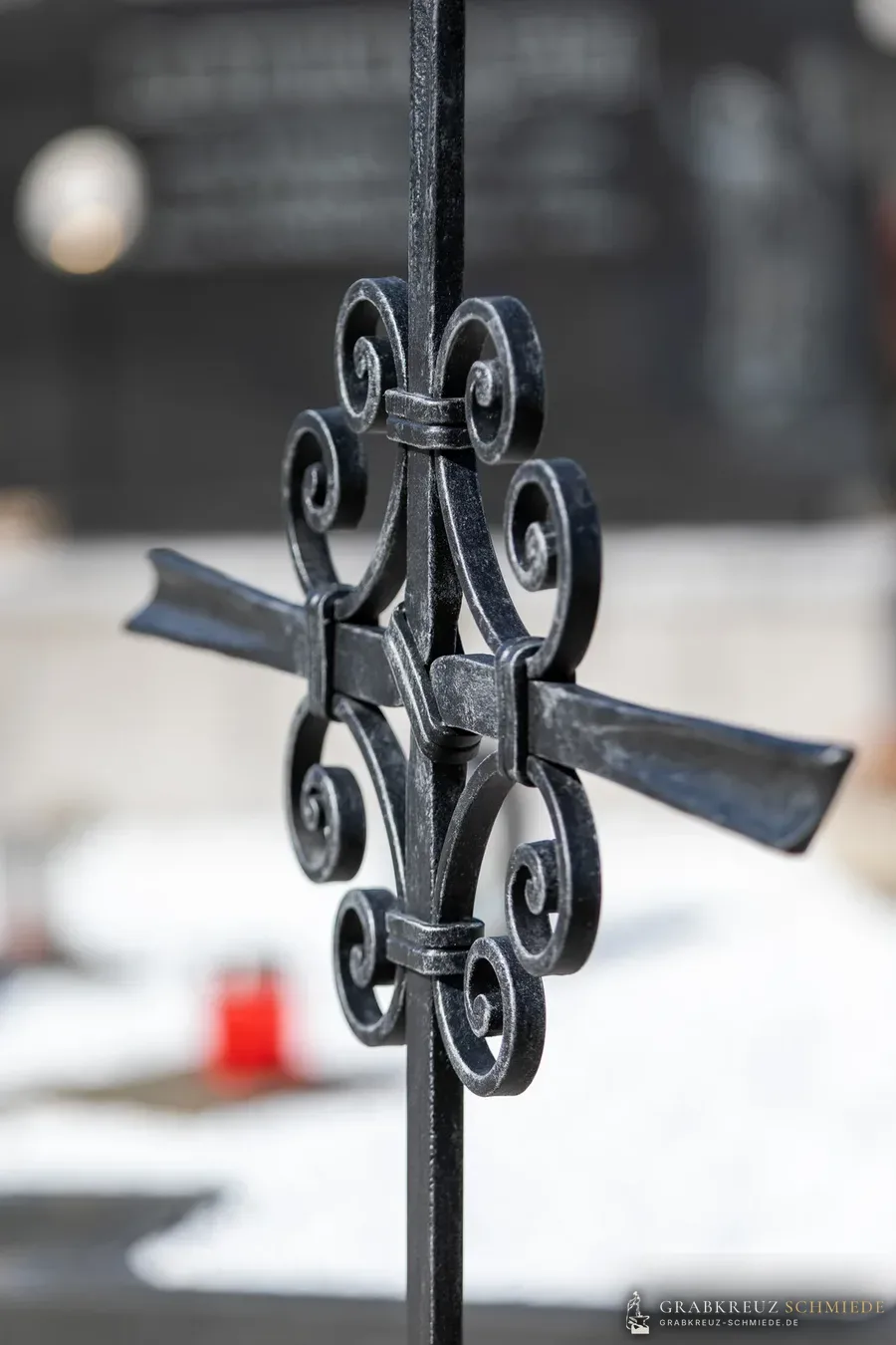 Grabkreuz Germering, Detailansicht 5