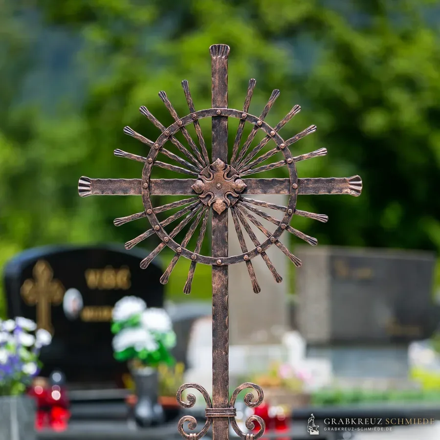 Grabkreuz Heidelberg in Schwarz Matt Kupfer patiniert