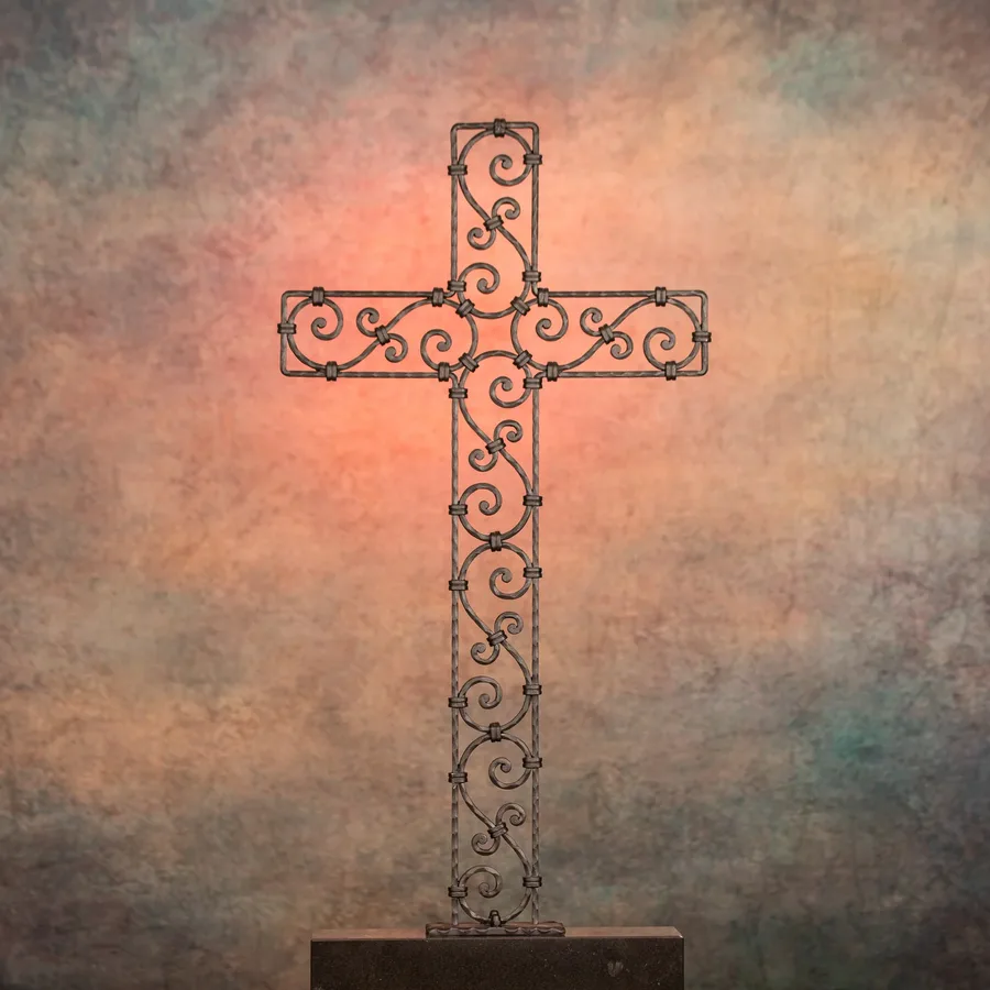 Grabkreuz Tirol, Gesamtansicht