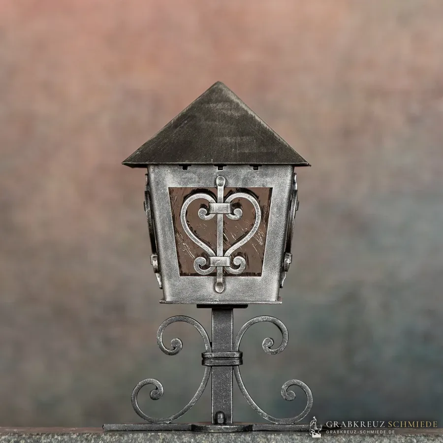 Germering Laterne, Heart, Silber patiniert
