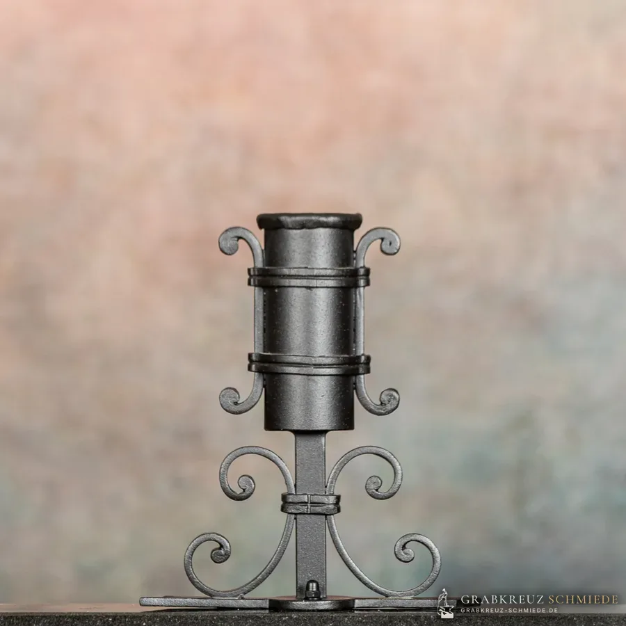 Germering Vase, Standard