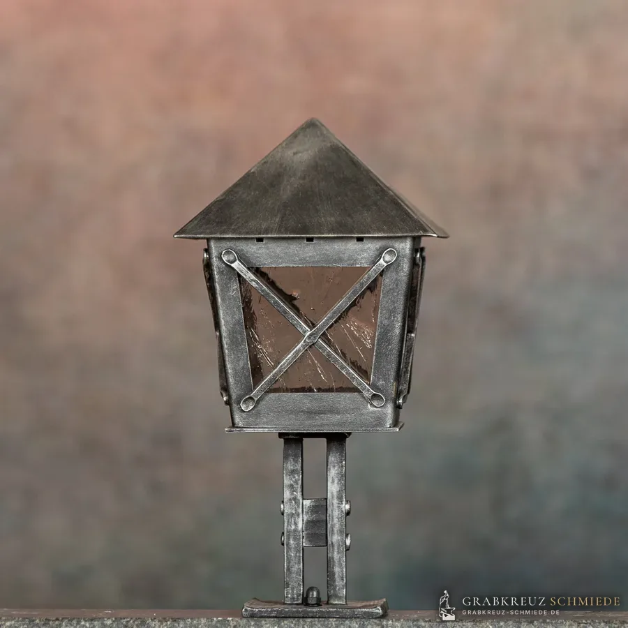 Kärnten Laterne, X, Silber patiniert