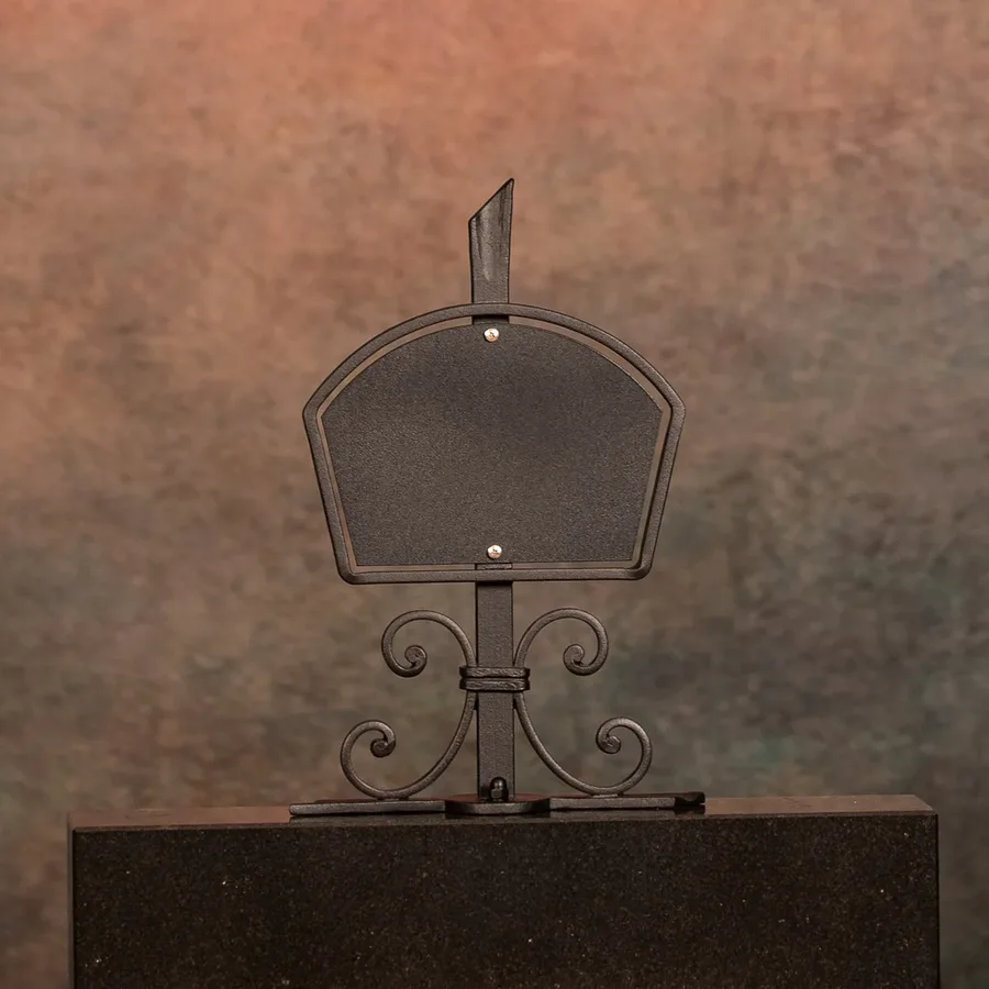Namenstafel, Form Bogen